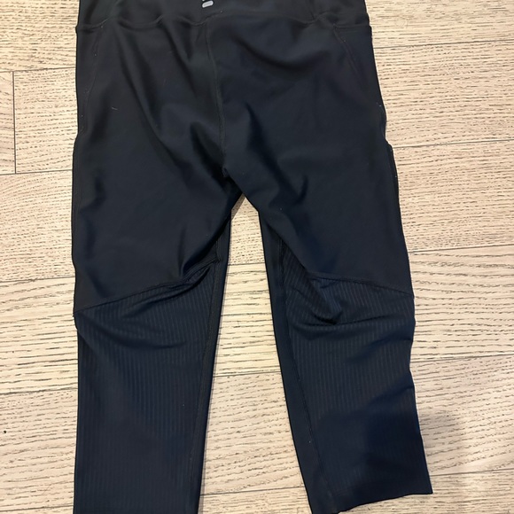 Under Armour fly fast Capri - Picture 3 of 3